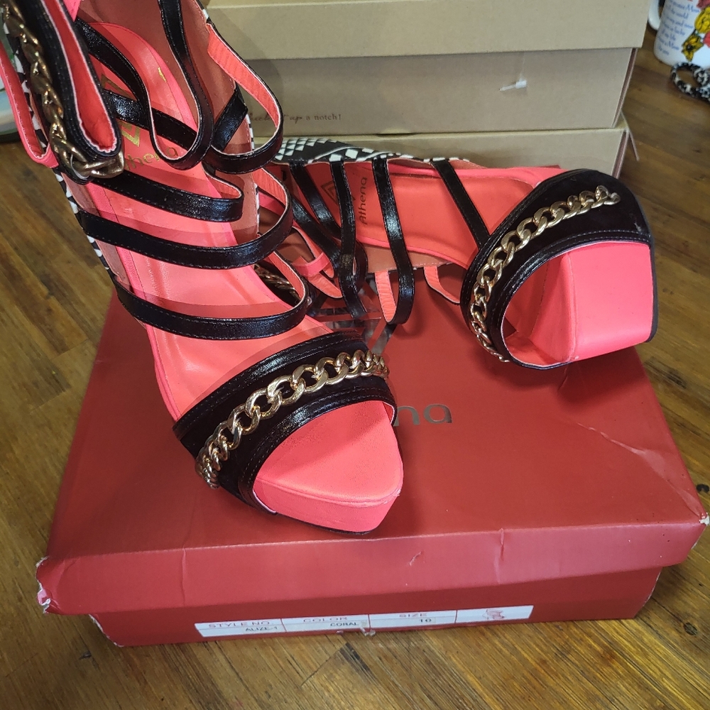 Heels - Picture 11 of 11
